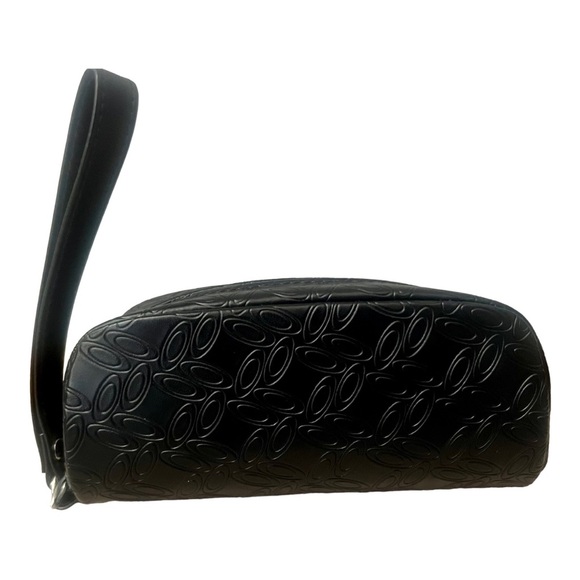 Oakley Soft Shell Glasses Case - Picture 3 of 7